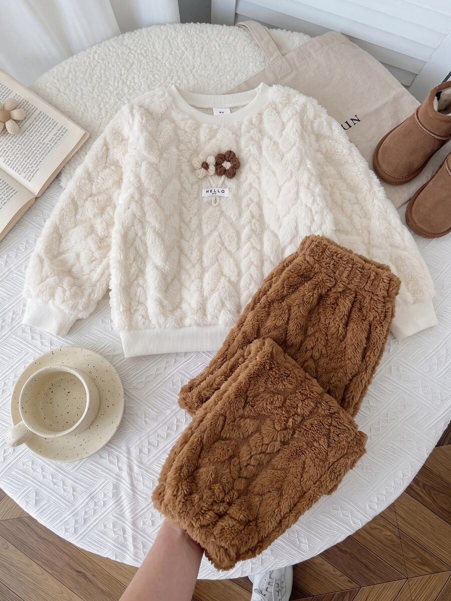 SHEIN Elladie kids YOUNG GIRL Autumn/Winter Apricot Jacquard Fuzzy Pullover Set, Cute 3D Floral Design, Elastic Cuffs And Hem, Essential For Daily Wear And Outings - Brown - View 1