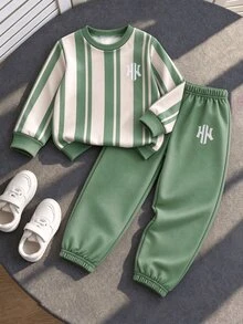 Genkimix Kids 2件組男孩休閒運動條紋圓領套頭衛衣與錐形針織長褲套裝，適合日常穿著、學校、戶外活動及春夏秋季運動場合，讓男孩感到舒適並展現休閒時尚形象 - 綠色 - 查看 7
