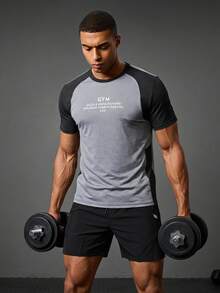 Coreblaze T-shirt de sport à manches courtes simple et décontracté de style boyfriend avec couleurs contrastées pour hommes. Chemise de compression pour hommes. - Noir - Voir 1