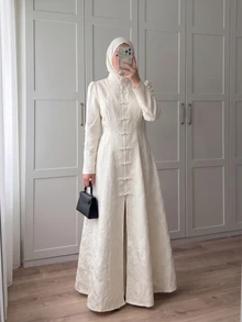 Celisse Women's Jacquard Front-Opening Muslim Long Dress, Elegant Commuter Style For Autumn/Winter - White - View 1