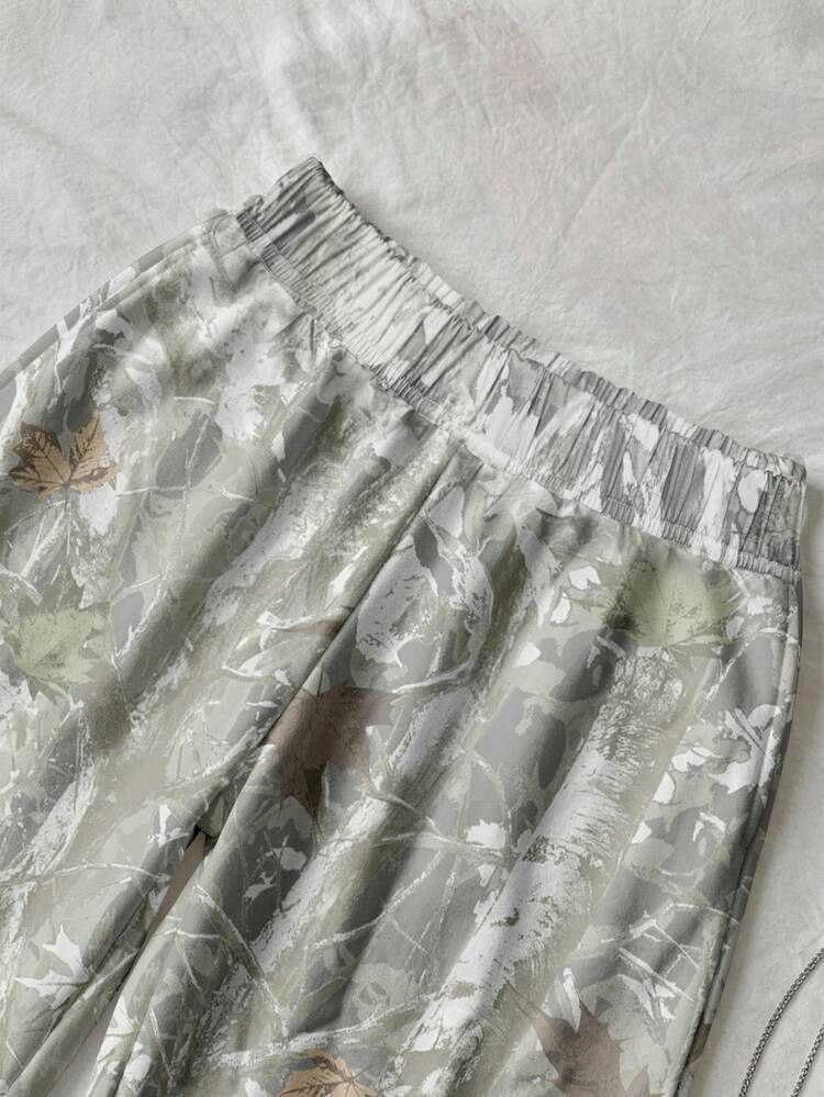 Vintage Fashion Camouflage Base Maple Leaf Print Sweatpants, Casual Loose Wide Leg Long Pants, Suitable For Autumn/Winter Daily, Street, Outdoor, Sports, Campus, Back To School Season, Natural Camouflage Maple Leaf Elements With Strong Atmosphere, Perfect For Girls' Daily Outings And School - Multicolor - View 3