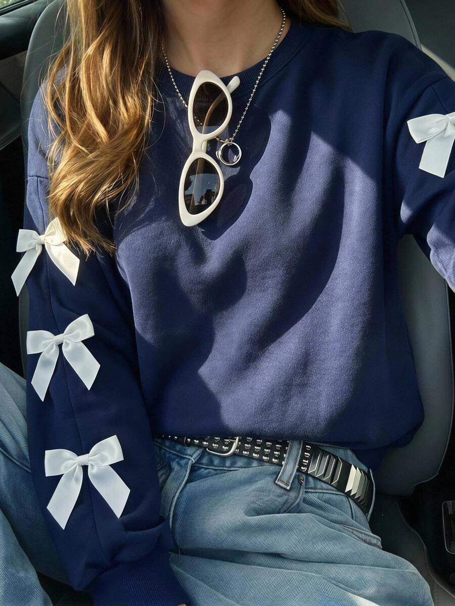 SHEIN Tween Girls Cute Y2K Navy Blue Bow Ribbon Contrast Color Long Sleeve Sweatshirt, Fall Tops, Fall Outfits, Hoodies, White Top, Casual, Feminine - Navy Blue - View 1
