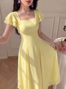 Modelyn 女款設計師方領開衩三角中長洋裝 - 淡黃色 - 查看 4