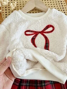 SHEIN 女嬰 2 件套 針織純色人造毛皮刺繡蝴蝶結圖案圓領衛衣與梭織格紋秋季裙，聖誕節，紅色裙 - 彩色 - 查看 7
