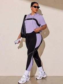 SHEIN Rhythm Era 女款大尺碼運動瑜伽戶外健身訓練套裝，抽繩連帽無袖運動衫配弧形胸部設計，對比色修身運動褲附側邊X線條與手機口袋 - 彩色 - 查看 7