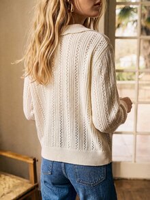 SHEIN كنزة نسائية بأسلوب فرنسي عتيق بسيط، بيضاء بنقشة شبه مفرغة، بحافة مكشكشة وياقة دائرية وأزرار أمامية، مناسبة لملابس رأس السنة وعيد الشكر ووجبات الغداء المتأخرة، لفصلي الخريف والشتاء - بيج - مشاهدة 5