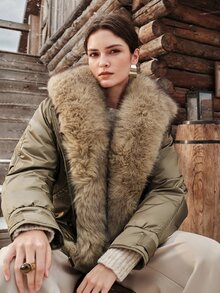 Anewsta Women's Autumn/Winter Modern Retro Oversized Short Winter Coat With Large Fur Collar - Army Green - View 6