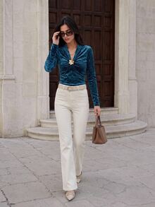 Anewsta Women's Elegant Modern Heavy Embellished V-Neck Metal Rhinestone Velvet Top - Blue - View 4