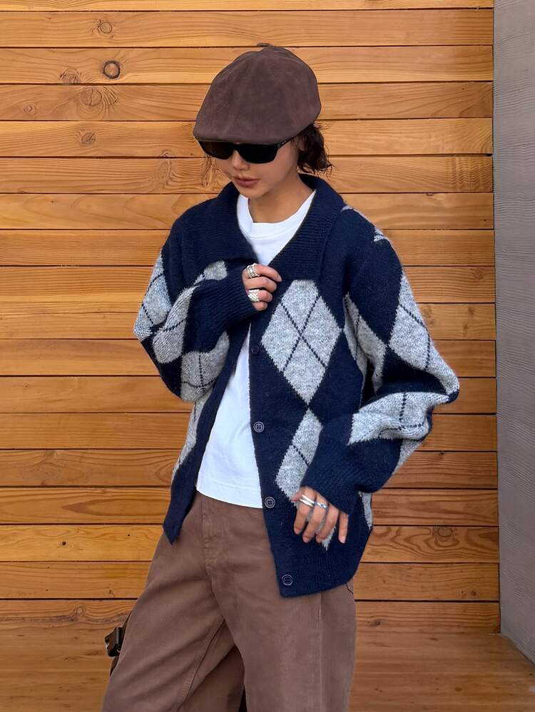 DAZY Women's Autumn Loose Fit Long Sleeve Argyle Pattern Navy & Grey Contrast Color Vintage Style Cardigan Sweater - Royal Blue - View 6