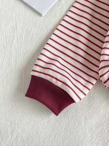 SHEIN Playful Pals 2件組幼女運動衫長褲套裝 學院風酒紅粉色條紋馬匹圖案 長袖半拉鍊領 厚款 校園秋冬度假舒適慢跑運動風 - 彩色 - 查看 6