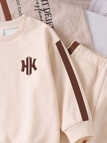 Young Boys Side Stripe Letter Graphic Crewneck Sweatshirt And Sweatpants 2 Pieces Sporty Outfit Set - Multicolor - View 4