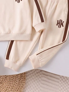 Young Boys Side Stripe Letter Graphic Crewneck Sweatshirt And Sweatpants 2 Pieces Sporty Outfit Set - Multicolor - View 5