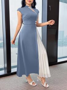 Feyla Women's Elegant Color Block Pleated Dress, Summer Cheongsam Dress - Blue - View 3
