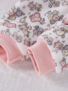 SHEIN Playful Pals 秋冬保暖加厚雙面法蘭絨幼兒女童套裝，鹿花刺繡粉色上衣搭配甜美花卉長褲，毛絨居家服 - 粉色 - 查看 6
