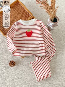SHEIN 2件組女嬰秋冬紅色條紋圓領長袖T恤，附3D草莓貼布與配套長褲，休閒可愛甜美韓風套裝，適合上學、外出等多種場合 - 紅色 - 查看 5
