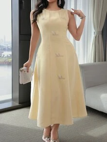 Feyla Plus Size Elegant Beaded & Embroidered Sleeveless Dress For Summer - Pale Yellow - View 5