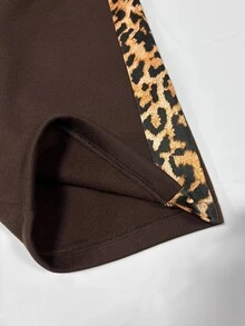Franclia New Vintage Leopard Print Ribbon Round Neck Sweatshirt Women Loose Slimming Casual Patchwork Brown Long Sleeve Sweatshirt Wide Leg Side Leopard Stripe Sweatpants 2-Piece Set - Coffee Brown - View 5