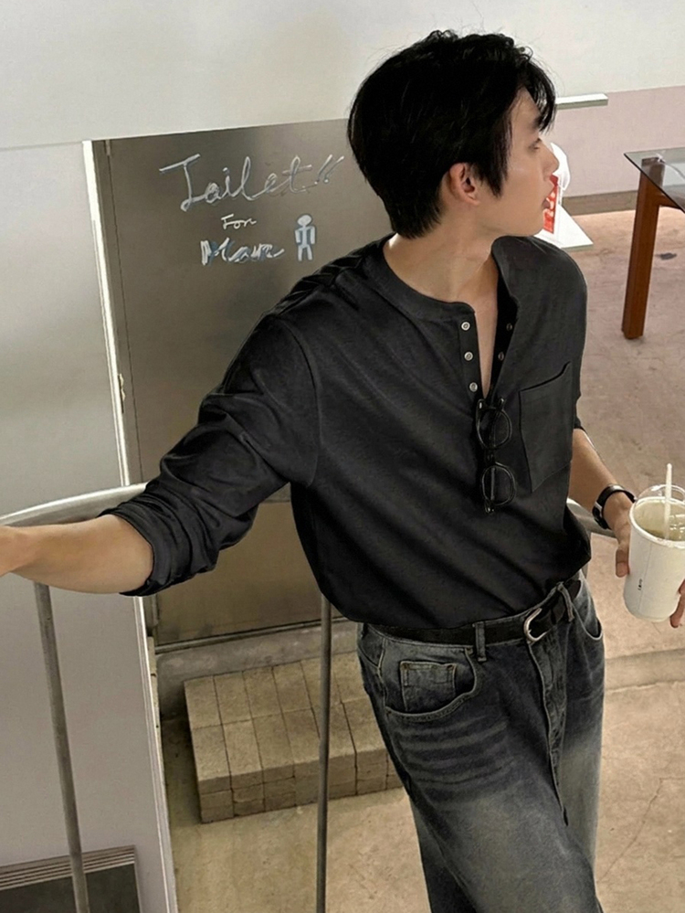 DAZY Spring/Autumn Black Crew Neck Half-Button Patch Pocket Design Men's T-Shirt - Black - View 3