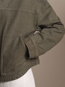 Anewsta Essential Women's Fall Winter Green Denim Jacket, Vintage Elegant Short Workwear Jacket With Lapel Collar, Drop Shoulder And Dual Pockets, Suitable For Commute And Daily Wear - Green - View 7