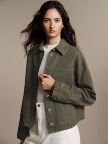 Anewsta Essential Women's Fall Winter Green Denim Jacket, Vintage Elegant Short Workwear Jacket With Lapel Collar, Drop Shoulder And Dual Pockets, Suitable For Commute And Daily Wear - Green - View 6