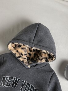 SHEIN 女童時尚英文標語豹紋抓絨連帽長袖運動衫，適合秋冬日常穿著、運動、跑步，7歲生日禮物 - 彩色 - 查看 5