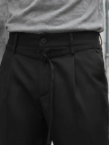 Manfinity CasualCool 男士休閒商務西裝褲，彈性腰頭，百褶寬鬆寬腿長褲 - 黑色 - 查看 4