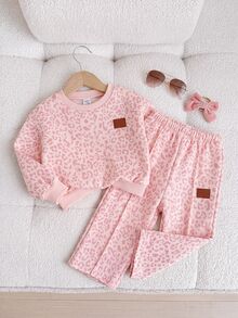 SHEIN 女嬰粉色豹紋兩件套休閒日常穿著套裝，圓領長袖衛衣與寬腿秋冬長褲，含裝飾設計 - 粉色 - 查看 4