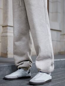 Mainfolk Herrset med enfärgad hoodie och mjukisbyxor - Ljusgrå - Visa 6