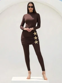 SHEIN Swim 女士優雅保守泳裝套裝，棕色圓領拉鍊上衣，百褶貼身設計，星星下擺細節，純色短褲，適合夏季海灘度假 - 咖啡棕 - 查看 2
