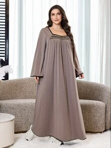 Al Najma Plus Size Women's Lace Patchwork Cuff Arabian Dress - Grey - View 5