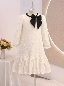 少女米白色長袖亮片天鵝絨蝴蝶結A字洋裝，柔軟套頭修身剪裁，優雅可愛端莊，適合學校、派對、秋季、聖誕節 - 白色 - 查看 4