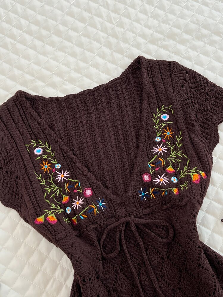 Elamini Women's Versatile Cottagecore Boho Delicate Embroidered Floral Plant Pattern Bow Tie Knit Sweater Top Vacation Brown Floral Summer Picnic - Coffee Brown - View 3