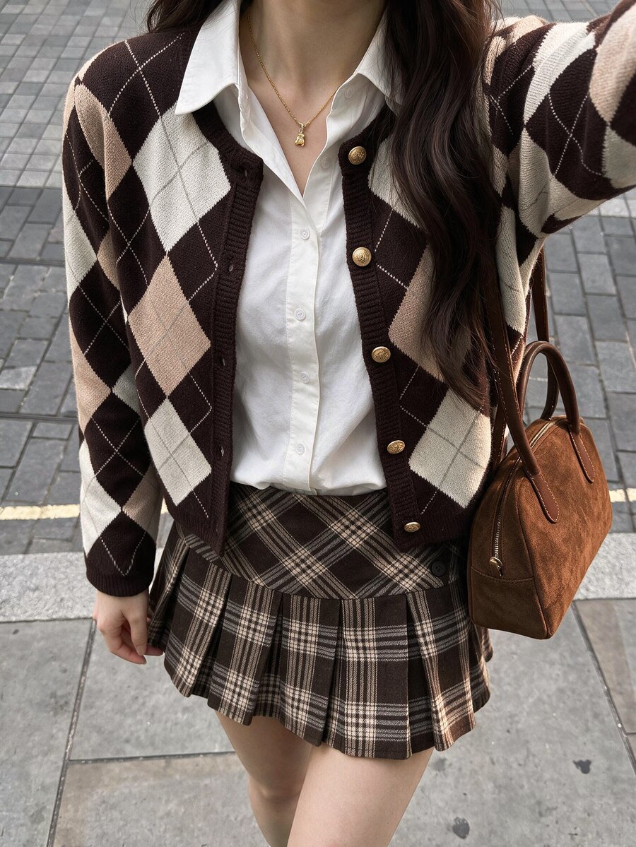 Comfortcana 女款圓領菱格紋休閒深色學院風 2000s 百搭校園日常辦公開襟衫 秋冬 2026 棕色與粉色