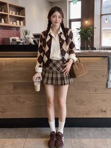 Comfortcana 女款圓領菱格紋休閒深色學院風 2000s 百搭校園日常辦公開襟衫 秋冬 2026 棕色與粉色 - 彩色 - 查看 8