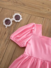 SHEIN Genkimix Kids 女童 2 件套休閒可愛黃色與白色格紋襯衫 T 恤，寬鬆版型，搭配復古中藍色牛仔水洗原邊錐形牛仔褲，飾有 3D 黃色花朵，柔軟舒適面料，街頭時尚百搭套裝 - 粉色 - 查看 10