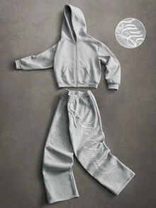 Manfinity Roghcode 男士字母刺繡圖案拉鍊連帽衫與長褲休閒日常套裝，哥德風 - 灰色 - 查看 8