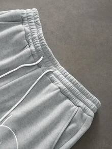 Manfinity Roghcode 男士字母刺繡圖案拉鍊連帽衫與長褲休閒日常套裝，哥德風 - 灰色 - 查看 6
