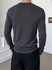 DAZY 春秋款圓領半開扣深灰色長袖男士T恤 - 深灰色 - 查看 3