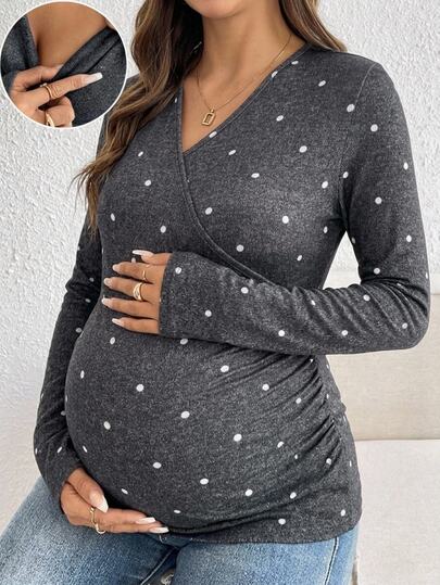 SHEIN ملابس علوية رضاعة للحوامل بطبعة نقاط بولكا وياقة متقاطعة وتصميم مطوي كاجوال متعددة الاستخدامات بأكمام طويلة