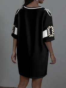 Slaydiva Gaun Kasual Ukuran Besar dengan Leher V dan Motif Angka, Cocok untuk Sehari-hari di Musim Panas - Hitam - View 2