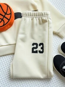SHEIN 2件組兒童小男孩杏色寬鬆休閒舒適圓領運動衫套裝，3D籃球圖案設計，適合外出、運動、街頭風、返校、秋季穿搭秋裝 - 杏色 - 查看 5