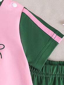 SHEIN 新生女嬰休閒可愛拼色條紋粉綠蝴蝶結圖案短袖上衣與長褲套裝，秋季運動風穿搭，0-9個月，上衣長褲秋季套裝 - 綠色 - 查看 4