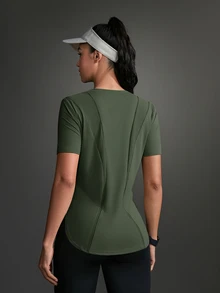 SHEIN Sports Athletic T-Shirt & Tank Tops, Solid Color, Minimalist & Fashionable Design, Suitable For Summer Gym Women Shirts - Army Green - View 11