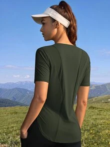 SHEIN Sports Athletic T-Shirt & Tank Tops, Solid Color, Minimalist & Fashionable Design, Suitable For Summer Gym Women Shirts - Army Green - View 1