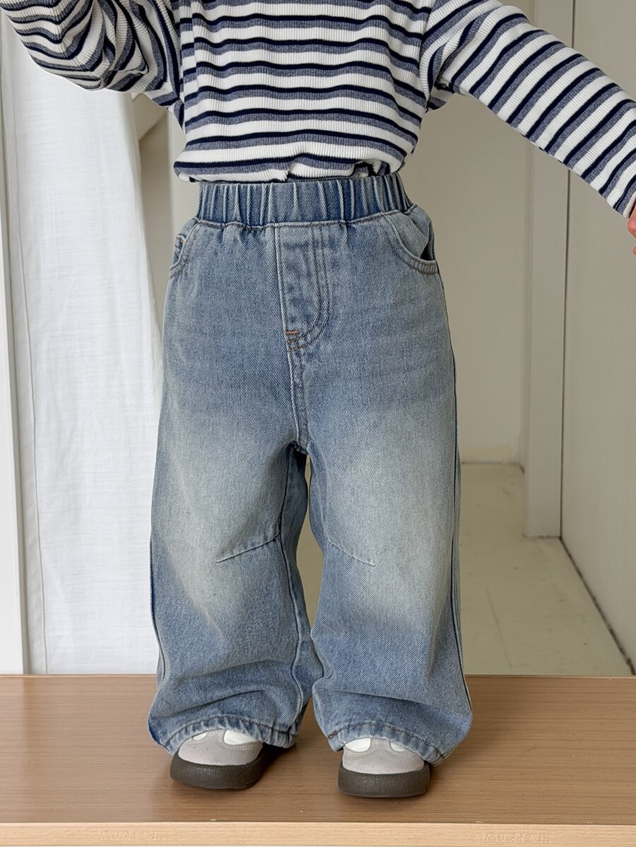 DAZY Baby Boy Elastic Waist Design Fashion Loose Fit Denim Jeans - Light Wash - View 1