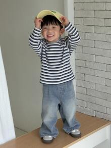DAZY Baby Boy Elastic Waist Design Fashion Loose Fit Denim Jeans - Light Wash - View 4