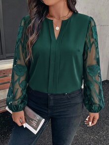 SHEIN Clasi 大尺碼女款缺口V領蕾絲拼接商務優雅襯衫 正式辦公穿搭 海軍藍 秋季 畢業季 適合母親 - 墨綠色 - 查看 4