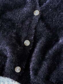 SHEIN Sparklyn Tween女孩秋冬針織開襟毛衣新品，獨特設計展現女孩獨特時尚品味，凸顯自然清新特質，適合親子時光、參加派對、戶外活動及穿搭拍照，ICON女孩必備 - 黑色 - 查看 5
