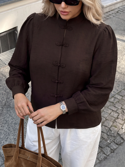 Easowa Curve Blusa de talla grande con botones delanteros de rana, color marrón sólido, para otoño, brunch, oficina formal, casual, decente y elegante