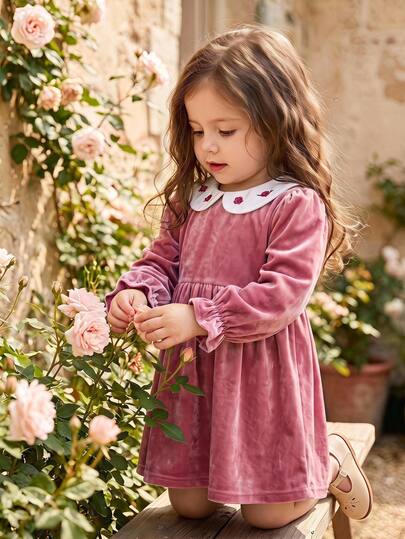 SHEIN Baby Girl Velvet Printed Peter Pan Collar Waist-Cinching Long Sleeve Ruffle Hem A-Line Dress, Suitable For Winter